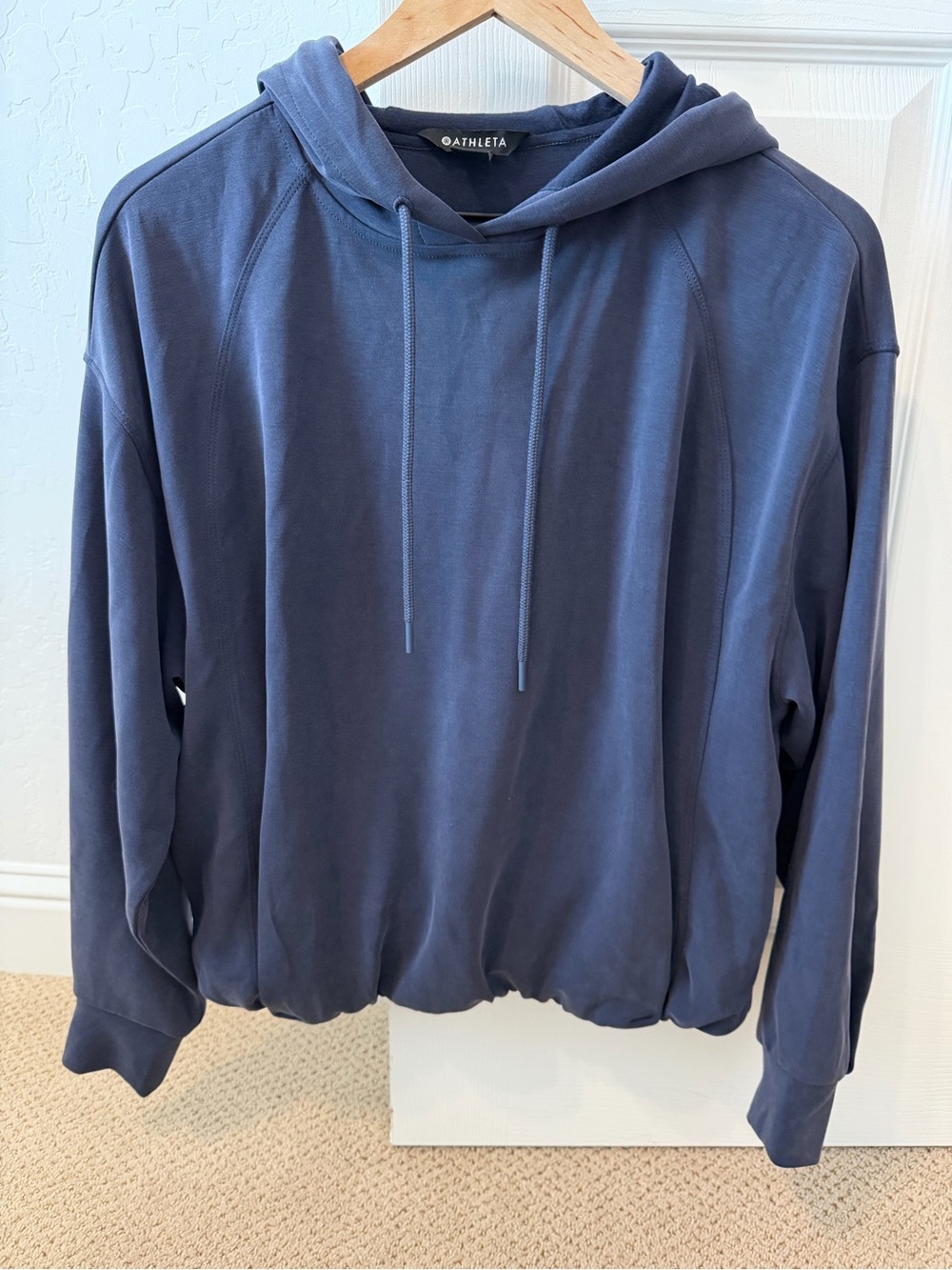 Athleta Seasoft Navy Blue Bubble HemHooded Pullover Sweatshirt